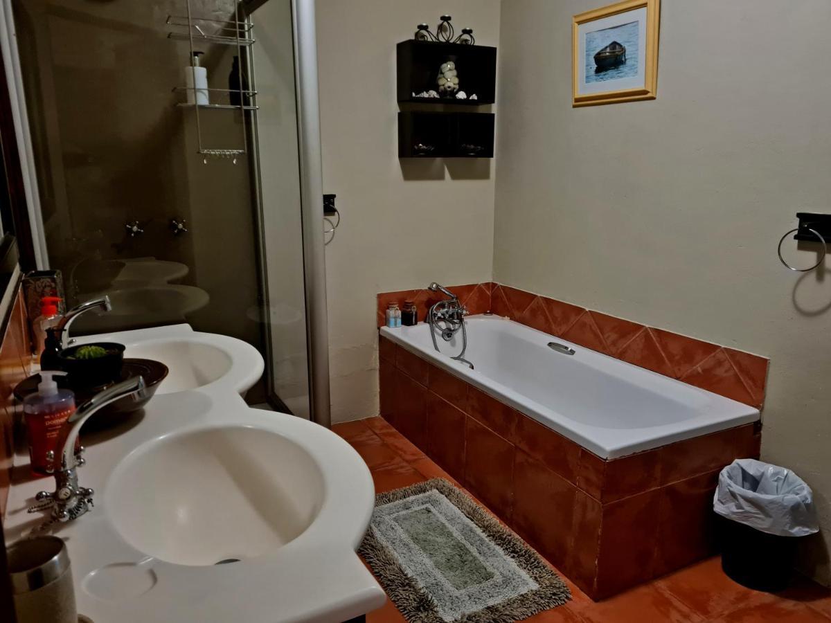 Walkerbay Accommodation Gansbaai Dış mekan fotoğraf