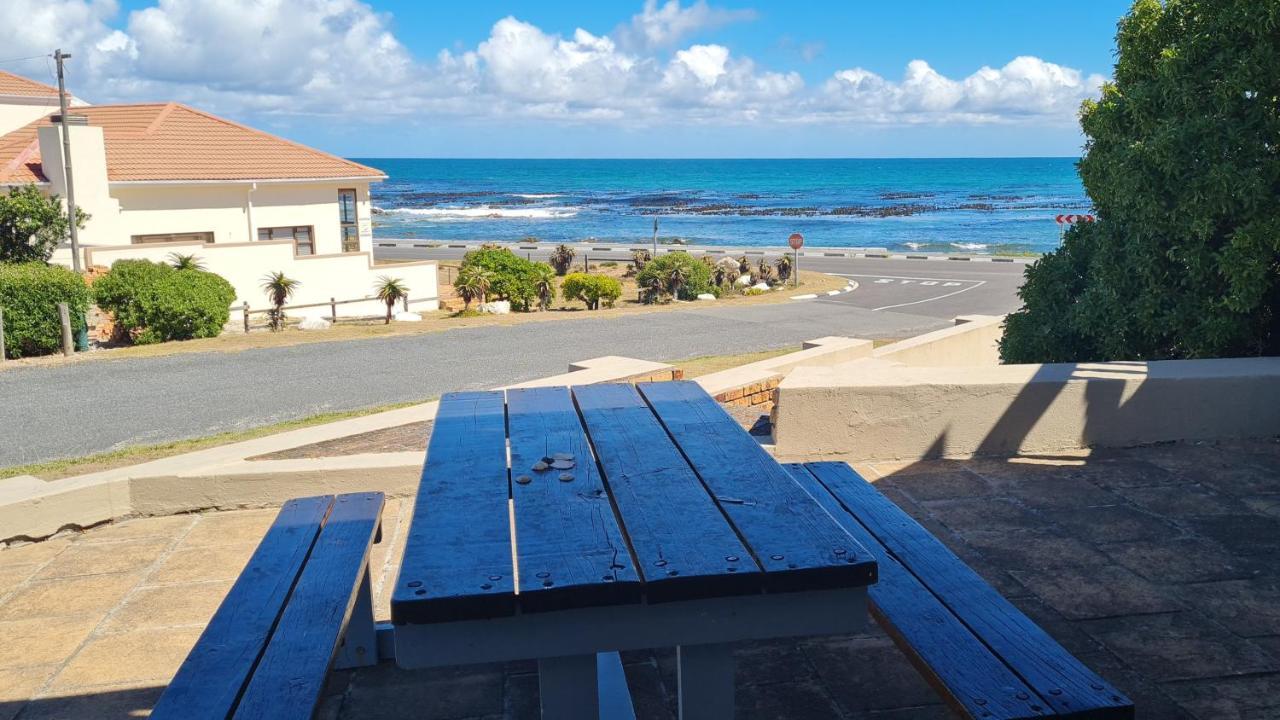 Walkerbay Accommodation Gansbaai Dış mekan fotoğraf